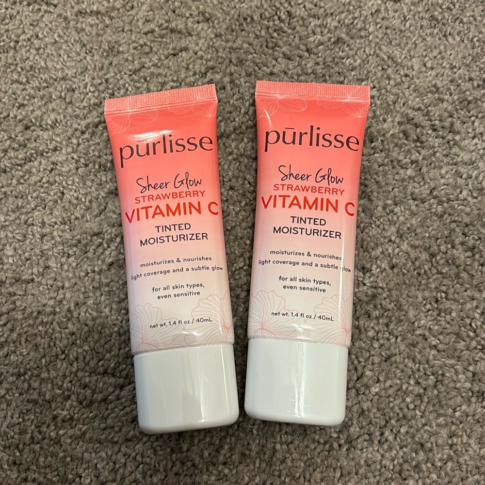 Pūrlisse Sheer Glow Strawberry Vitamin C Tinted Moisturizer